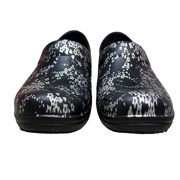Crocs Neria Pro Black Floral Graphic Clog Comfort Shoe Non-Slip 204046 Women's 8 - Picture 5 of 10